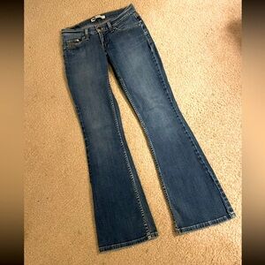 Women’s Levi's 524 Too Superlow Blue Boot Cut Jeans. Size 1M